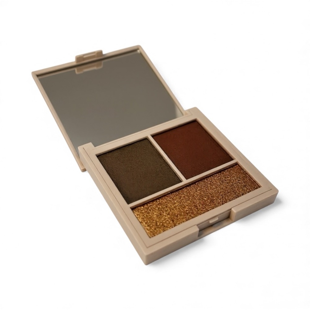 Makeup Revolution Contour Powder Compact Palette Medium or Deep Shade Contour